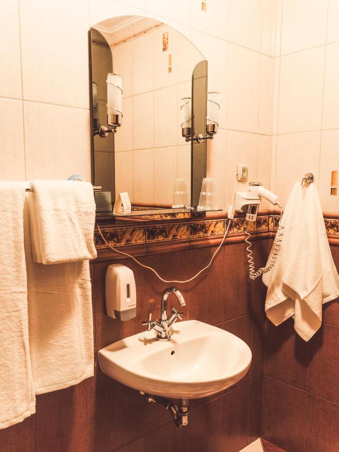 Hotel Osjann Biała Podlaska Exterior foto