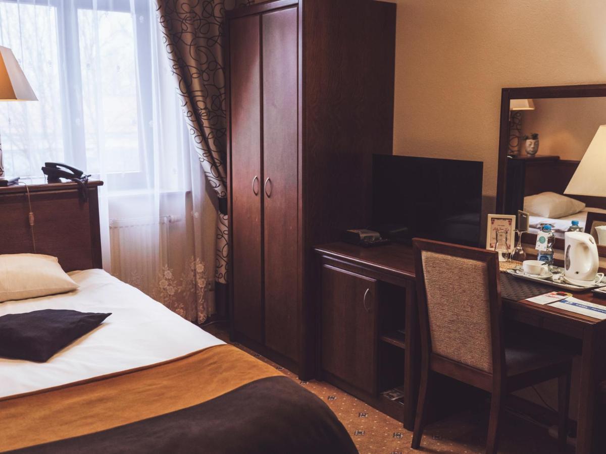 Hotel Osjann Biała Podlaska Exterior foto